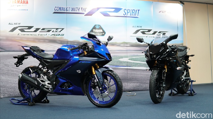 Yamaha All New R15 Connected